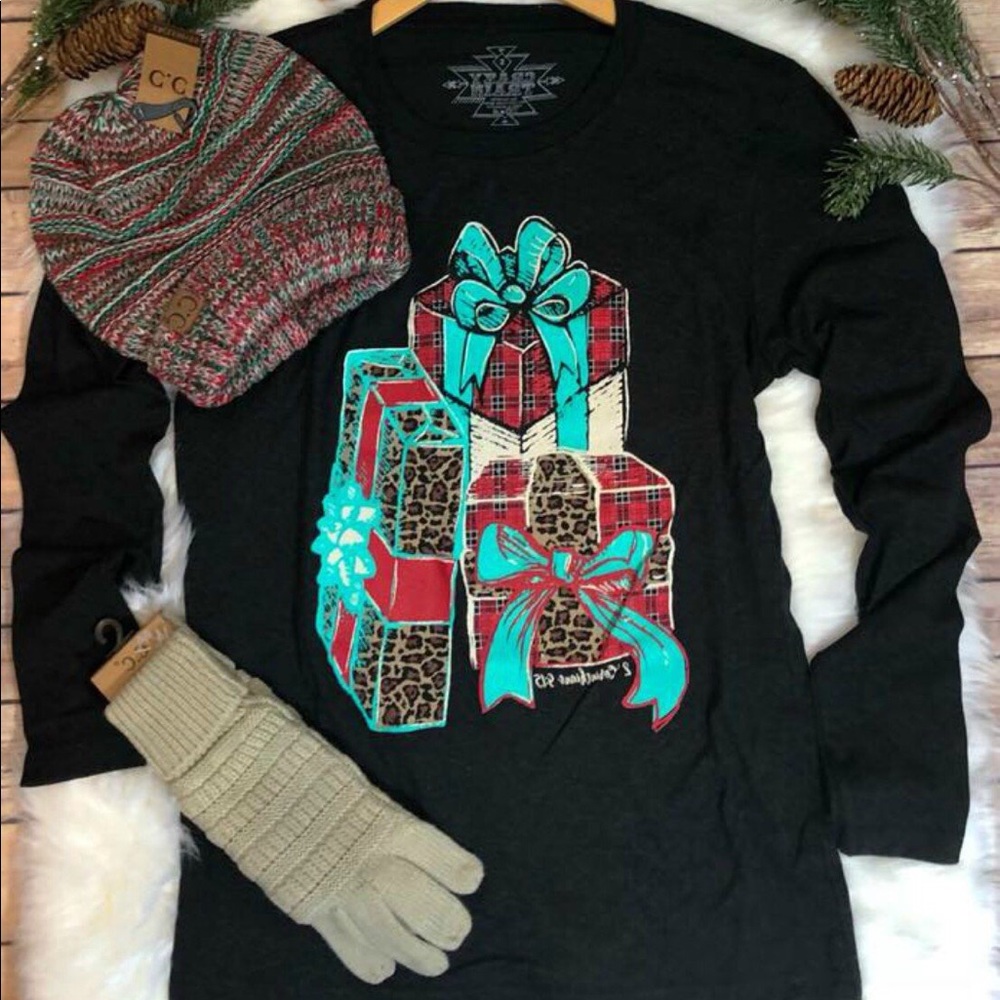 NWT Long Sleeve Be Present Christmas Tee